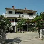 Apartment Jurina