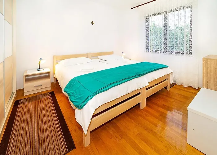 Jurina Apartmán Krk Town